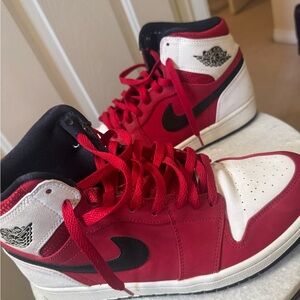 Jordan 1 Retro
Blake Griffin PE size 10